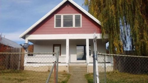 414 Main St, Ione, WA 99139-9627