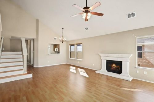 9408 Bernoulli Dr, Austin TX  78748-5044 exterior