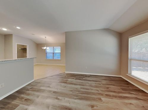 1812 Fairbanks Dr, Princeton TX  75407-2691 exterior