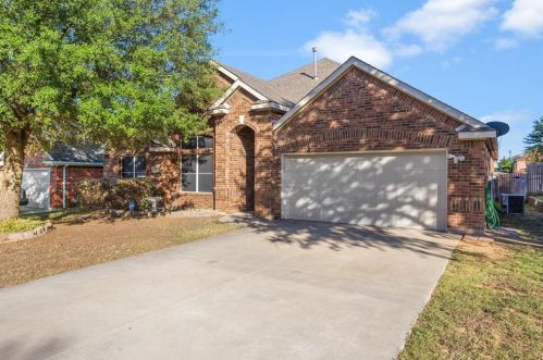1307 Maple Terrace Dr, Midlothian TX  76063-6281 exterior