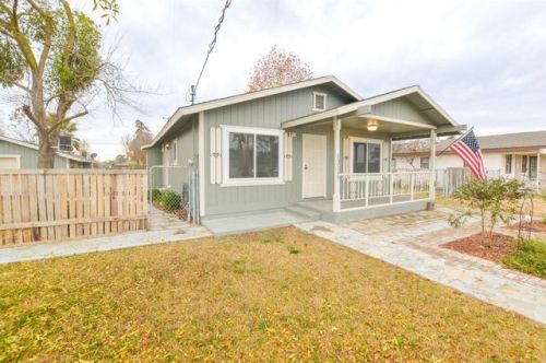 13127 Marsh Ave, Caruthers, CA 93609-9528