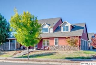 305 Hazelnut Dr, Newberg, OR 97132-2820