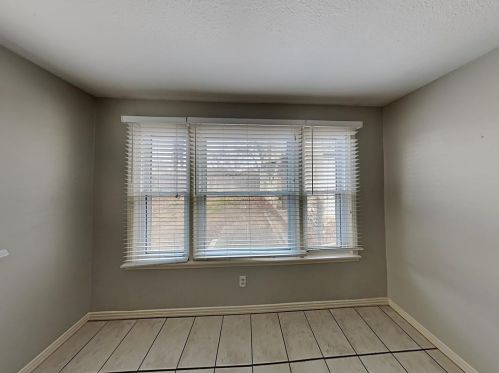 3222 Cockrell Ave, Fort Worth TX  76109-2254 exterior