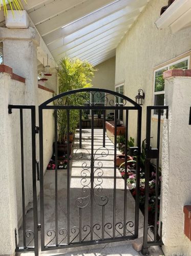36 Sunlight, Irvine CA  92603-3724 exterior