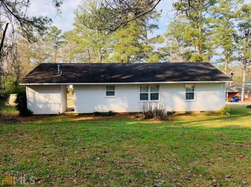 13 Ozmore St, Newnan GA  30263-1037 exterior