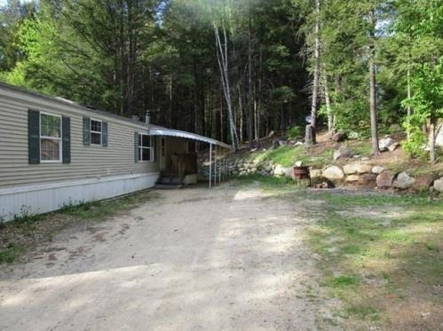 488 Borough Rd, Hill, NH 03243-3310