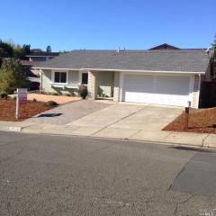 1477 Granada St, Vallejo, CA 94591-7668