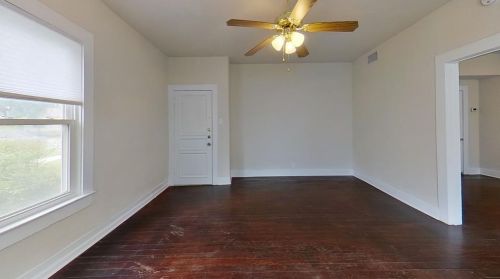 1607 Austin Ave, Georgetown, TX 78626-6716