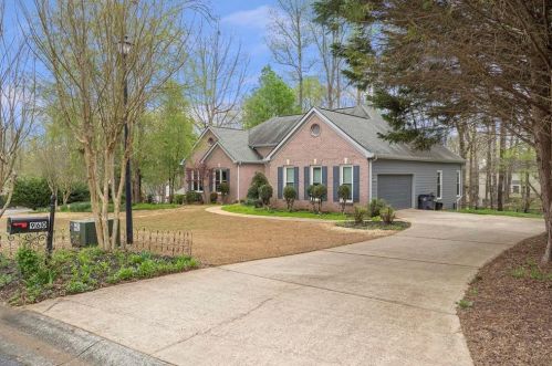 960 Taylor Pkwy, Suwanee, GA 30024-4245