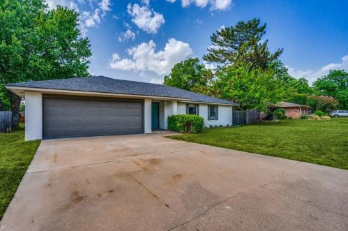 1201 4th St, Granbury TX  76048-2529 exterior