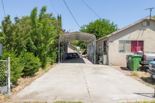 971 Vermont Ave, Turlock, CA 95380-5339