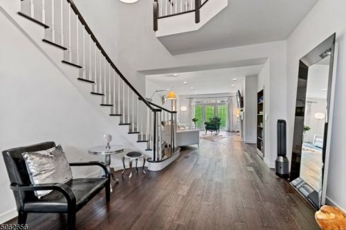 28 Pippins Way, Morristown, NJ 07960-6971