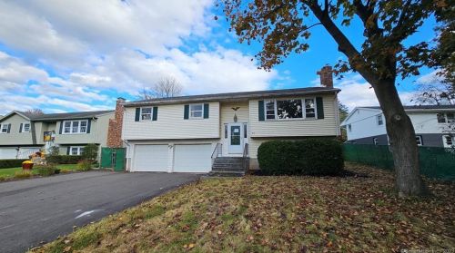 50 Old Brickyard Ln, Kensington, CT 06037-1437