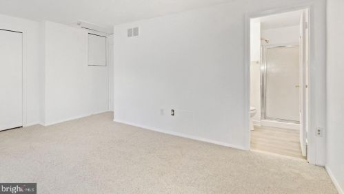 7350 Kerry Hill Ct, Columbia MD  21045-5034 exterior