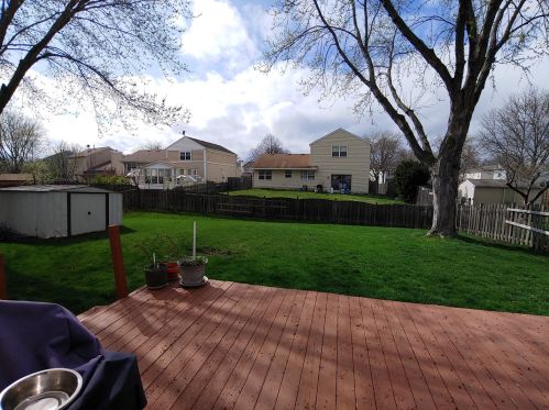 26 Ascot Ln, Streamwood, IL 60107-6618