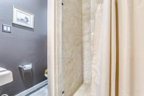 8100 Broken Arrow Rd, Fort Worth TX  76137-1291 exterior