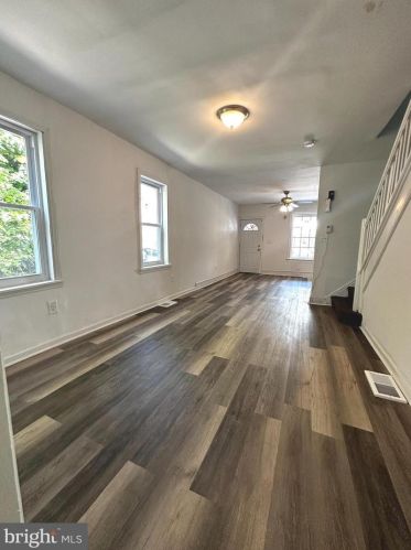 19 Ingham Ave, Trenton NJ  08618-3711 exterior