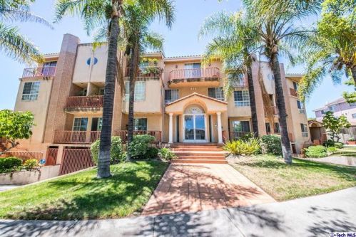 411 Piedmont Ave, Glendale CA  91206-3400 exterior