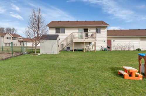 322 Jefferson Ln, Saint Joseph, MN 56374-4655