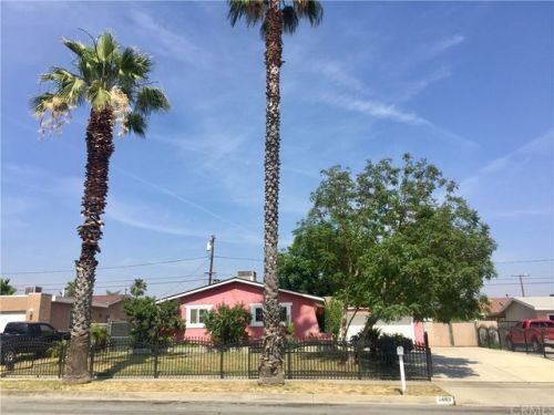 1483 Iris Ave, Bloomington, CA 92316-2124