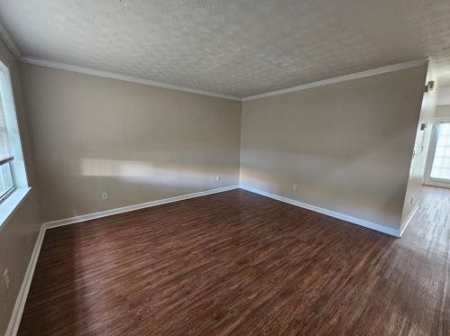 1743 Hunting Creek Dr, Conyers GA  30013-1757 exterior