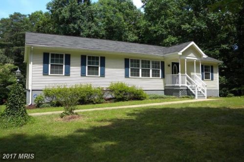 28205 Beech Dr, Rhoadesville, VA 22542-9094