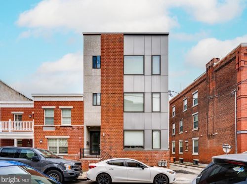 717 17th St, Philadelphia PA  19130-2833 exterior