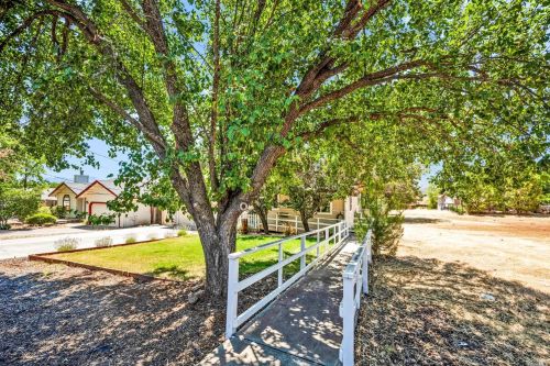 19159 Stonegate Rd, Middletown, CA 95467-8828
