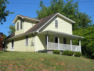 185 Packing House Rd, Chilhowie, VA 24319-3616