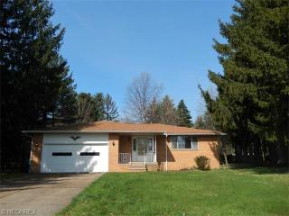 7460 Meadow Ln, Cleveland, OH 44134-5938