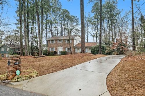 3824 Foxford Dr, Atlanta, GA 30340-4426