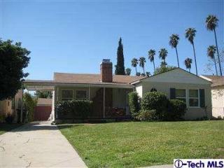1648 Kenneth Rd, Glendale CA  91201-1460 exterior