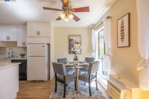 1036 Oak Grove Rd, Concord CA  94518-3231 exterior
