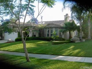 1811 Christopher Ave, Upland CA  91784-1629 exterior