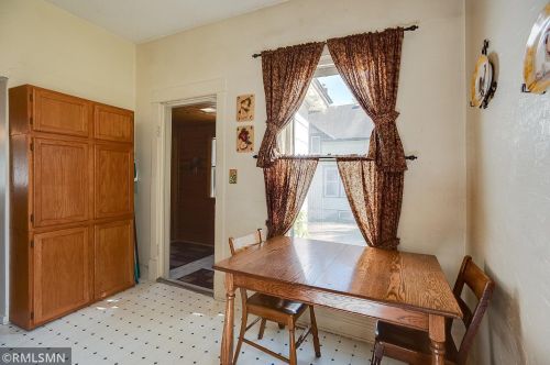 863 Bidwell St, Saint Paul MN  55118-5719 exterior