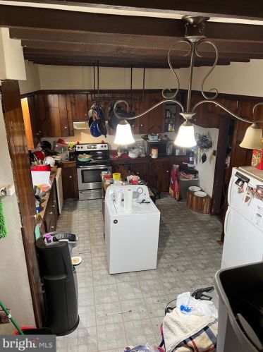 15 Howard Ave, Lancaster PA  17602-3603 exterior