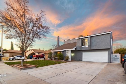 3021 Limewood Ln, Lancaster, CA 93536-4726