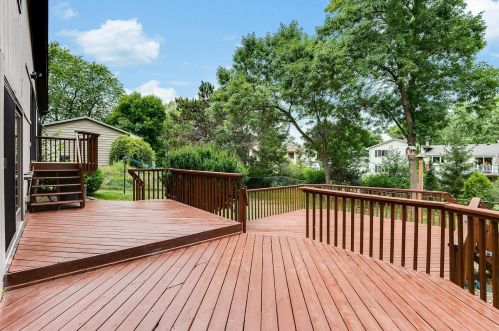 1417 Indian Oaks Trl, Saint Paul MN  55112-1963 exterior