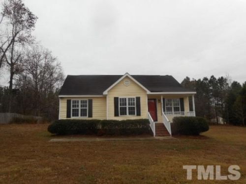 213 Morgan Pkwy, Zebulon, NC 27597-6651