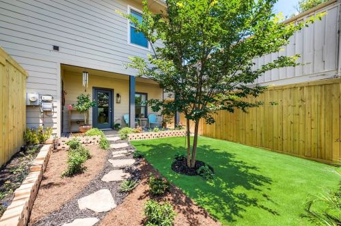 5037 Byers Ave, Fort Worth TX  76107-4129 exterior