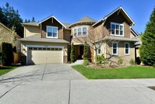 9041 236th Ave, Redmond, WA 98053-1983