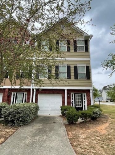 6398 Redan Sq, Lithonia, GA 30058-7104