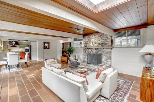 141 El Caminito Rd, Tassajara Hot Springs, CA 93924-9629