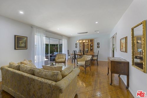1520 Harle Pl, Anaheim CA  92802-2510 exterior