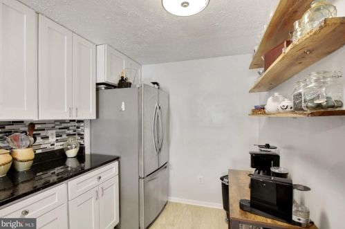 3314 Tapestry Cir, Burtonsville MD 20866-2067 exterior