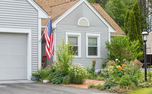 8 Surry Hill Dr, Keene, NH 03431-4932
