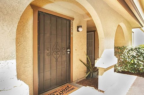 21294 Tupelo Ln, El Toro, CA 92630-6413