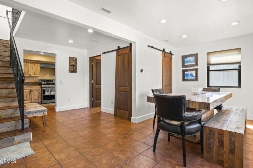 128 Camarillo Ave, Oxnard CA  93035-4605 exterior