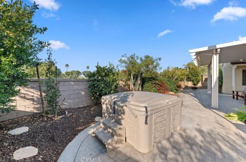 17617 Cedarwood Dr, Riverside CA  92503-7038 exterior