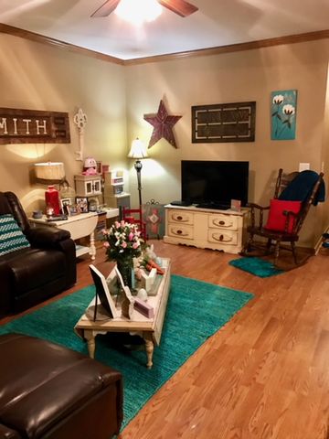 2115 Furrs Mill Dr, Wesson, MS 39191-8000